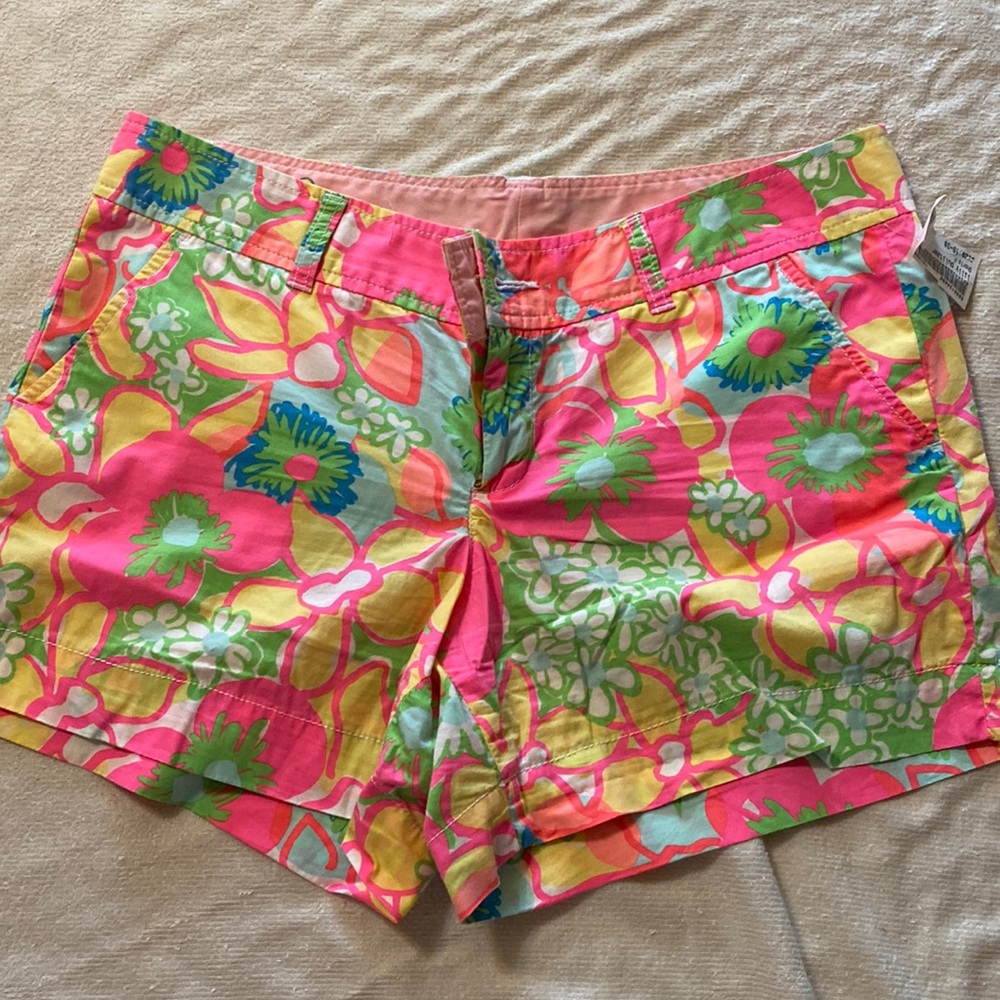 Lily Pulitzer - Size 10 - Callahan Short - Gently Used, clean, no spots or tears